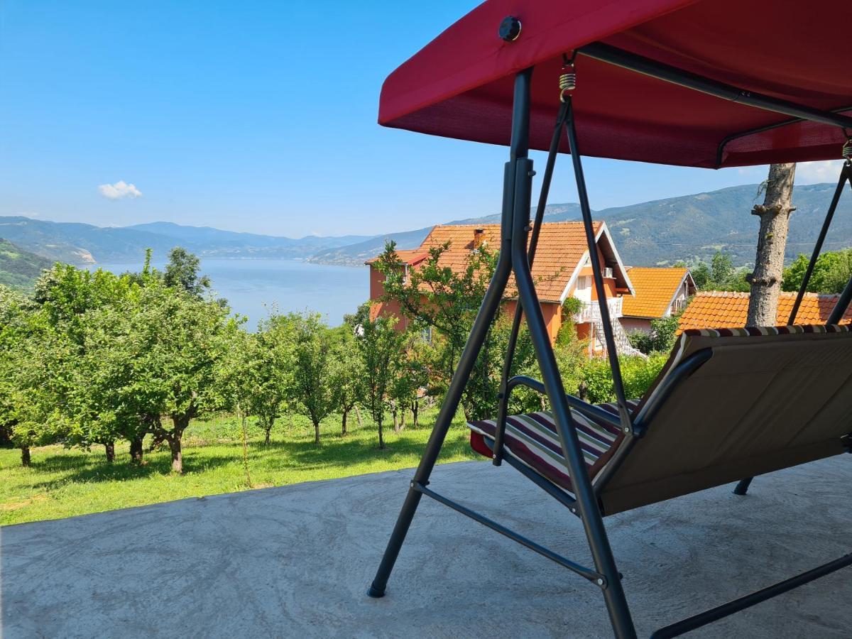 Apartman Kuljanin Donji Milanovac Bagian luar foto